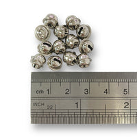 Craftworkz metal jingle bells in 8mm silver. Sold in packs of 100 pieces.