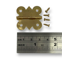 Brass hinge no. 1035 complete with screws by Craftworkz.