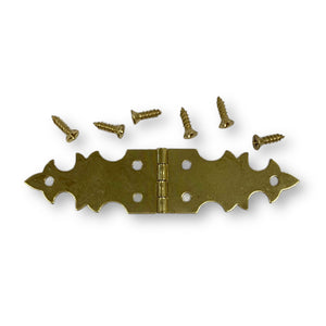 Brass hinge 1065 by Craftworkz. Comes complete with screws.