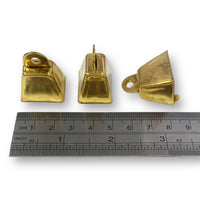 25mm rectangular shaped cow bell by Craftworkz. Metal, brass coloured cow bells available in 3 sizes . All sizes make a ringing sound.