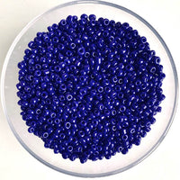 Craftworkz size 10/0 approx. 2mm glass seed beads in opaque royal blue. Available in over 30 colours.